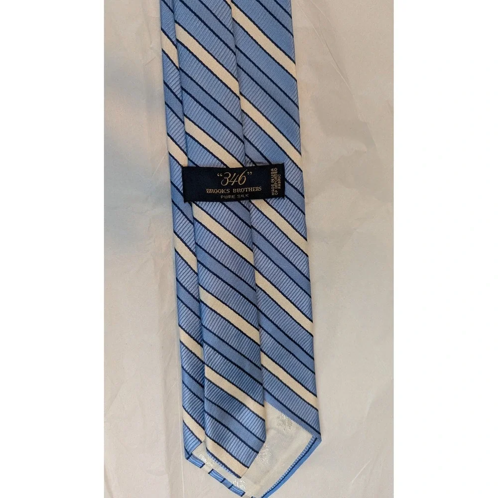 Brooks Brothers 346 Striped Silk Necktie Blue Cream Black Mens‎ Business Formal